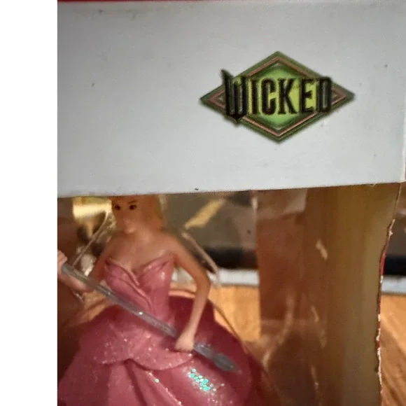 Hallmark Ornaments‎ Glinda Wicked Christmas Tree Ornament New - Picture 3 of 5